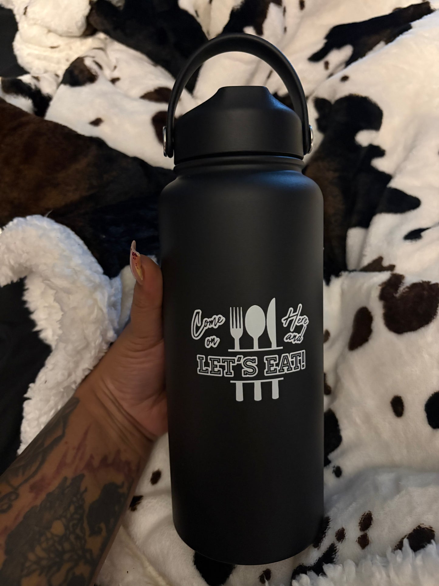 CUSTOMIZED INSULATED 32oz WATER BOTTLE